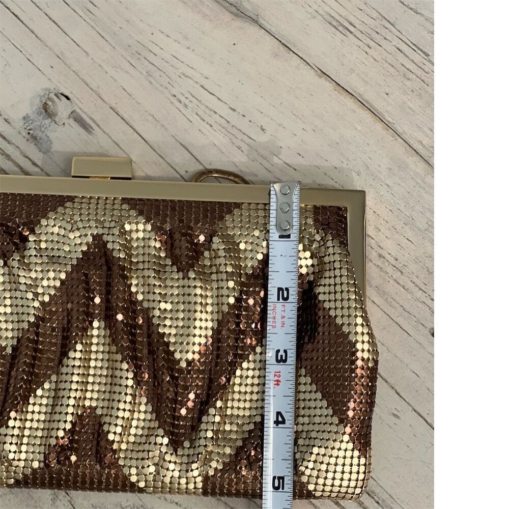 Vintage Whiting & Davis Gold Mesh Chevron Clutch Bag Evening Small Rectangle - Picture 11 of 13